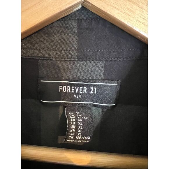 Men's Forever 21 Plaid Shirt - Picture 3 of 4